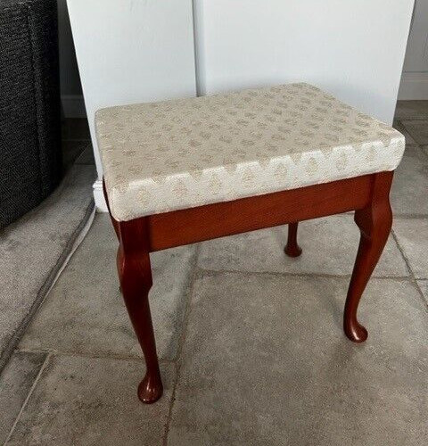 Dressing table stool with